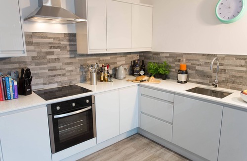 Central Milton Keynes Apartment | Cotels at 7Zero1