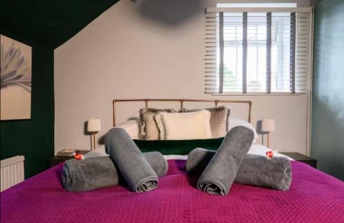 Moreton-in-Marsh House | Cotswolds Corner Cottage