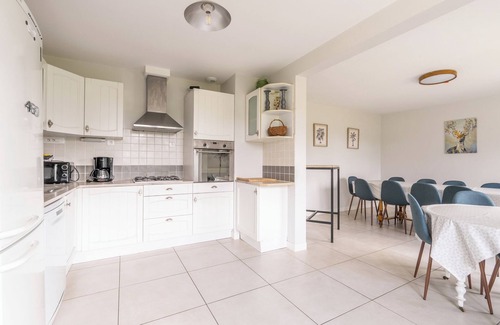 La Chapelle-Saint-Aubert House | Cottage 'Gite La Maison Aux Pignons Verts'