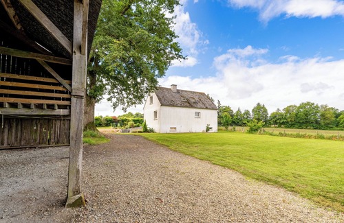 La Chapelle-Saint-Aubert House | Cottage 'Gite La Maison Aux Pignons Verts'