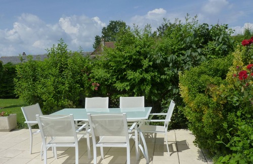 Saint-Laurent-des-Vignes House | cottage with pool in the heart of the vineyard