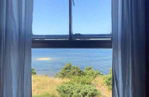 Truro Cottage | Cottage #11 - Spectacular views of Cape Cod Bay on a private association beach!
