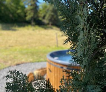 Grandeyrolles Ski Chalet | Cottage 2 à 4 personnes ,au cœur des volcans