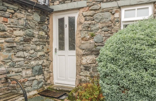Braithwaite Cottage | COTTAGE 3, pet friendly, with a garden in Braithwaite