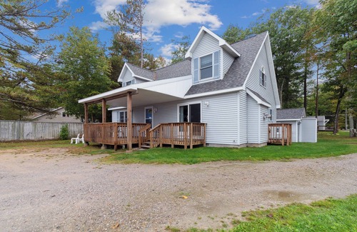 Greenbush Cabin | Cottage #6: 4BR/3BA Relaxing Lakeside Retreat!nn