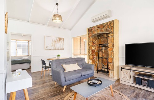 Dunsborough Cottage | Cottage 8 - Bay View Resort