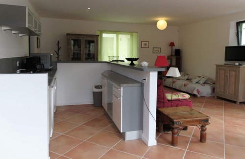 Nyons House | Cottage 8 people quiet not overlooked in the city center with heated pool