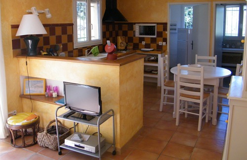 Montauriol Cottage | Cottage and Bed & Breakfast into the wild - Montauriol