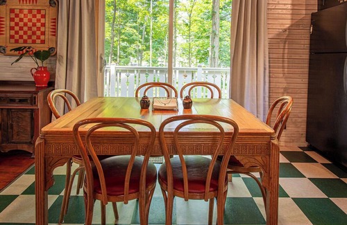Douglas Apartment | Cottage at Forest Inn - Delightful 2-bedroom cottage in delightful Douglas