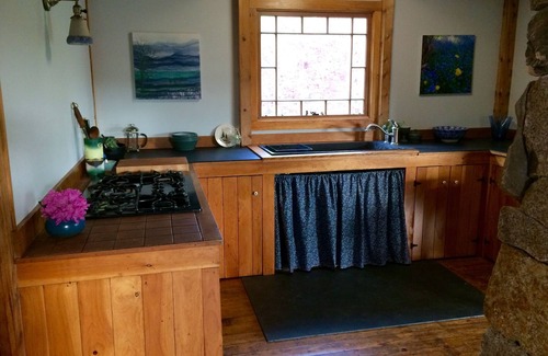 Mount Desert House | Cottage At Goose Marsh Pond near Acadia on the 'Quietside'