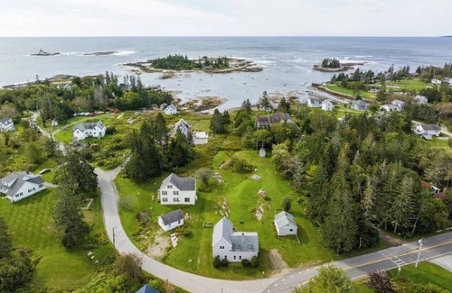 Newagen Cottage | Cottage at Island Point; Charming Coastal Retreat