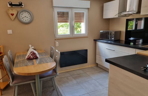 Westhalten Apartment | Cottage "At the heart of the vineyard" (Furnished tourist accommodation classified 3 stars)