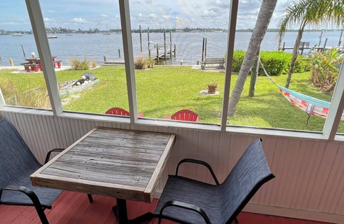 Bradenton Beach Cottage | Cottage B at Historic Waterfront Fish Camp. Private dock- 1 minute walk to beach