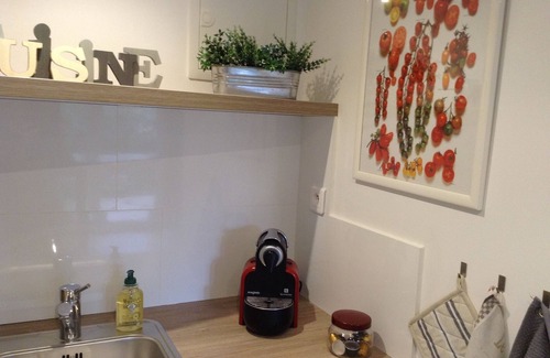 Auriol Cottage | . Cottage between sea and hills