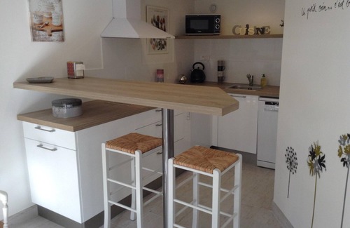 Auriol Cottage | . Cottage between sea and hills