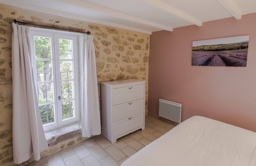 Colonzelle Cottage | Cottage 'Billard' with Shared Pool, Shared Terrace and Wi-Fi