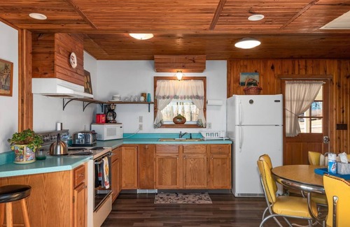 Marble Falls Cottage | Cottage- Buffalo River Basin