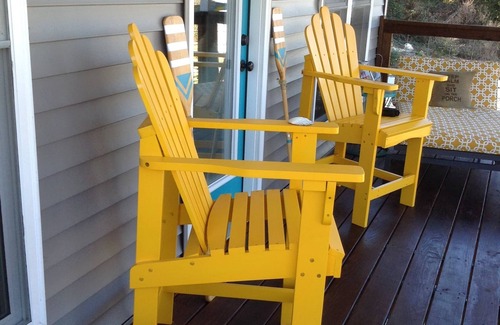Estillfork Cottage | Cottage by the creek, beautiful Mountain View, perfect getaway!