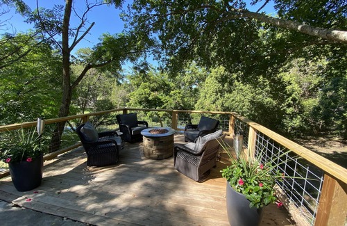 Kerrville Apartment | Cottage by the River ~ Sunset Suite