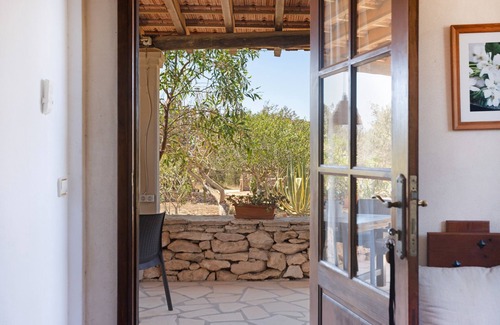 Formentera Cottage | Cottage 'Can Mussenya 2' with Private Terrace, Wi-Fi and Air Conditioning