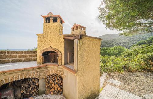 Capoliveri Villa | Cottage Casa Gina - Goelba