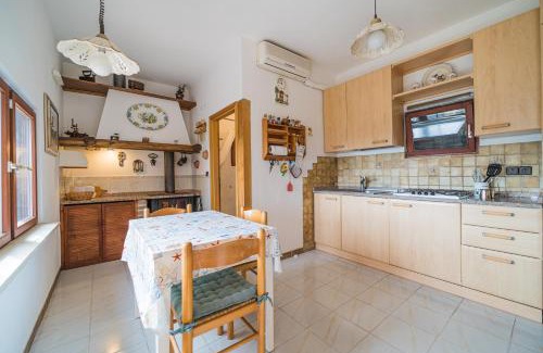 Capoliveri Villa | Cottage Casa Gina - Goelba
