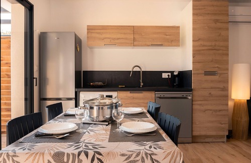 Sorede Apartment | Cottage 'Côté Nature' with Mountain View, Wi-Fi and Air Conditioning
