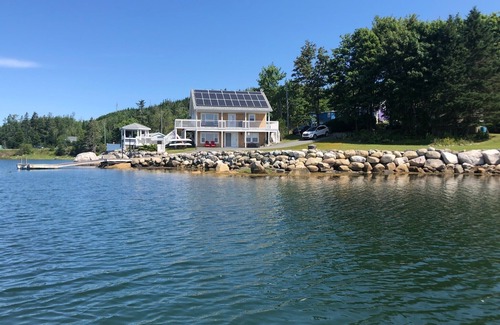 Head of Jeddore House | Cottage Cove Oceanfront Retreat