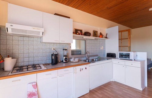 Camelas House | Cottage 'Dels Ocells' with Sea View, Shared Pool and Wi-Fi