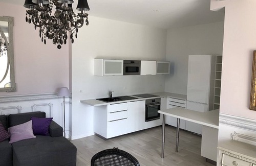 Azay-le-Rideau House | Cottage du chateau for 4 people – 90 M²- 2 bedrooms – 2 bathrooms – pool