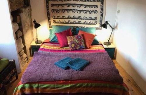 Dorres Cottage | Cottage 'El Temps De Les Cireres' with Mountain View, Shared Garden and Wi-Fi