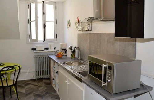 Chinon Cottage | Cottage for 2 with terrace, WIFI, near castles