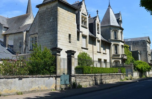 Chinon Cottage | Cottage for 2 with terrace, WIFI, near castles