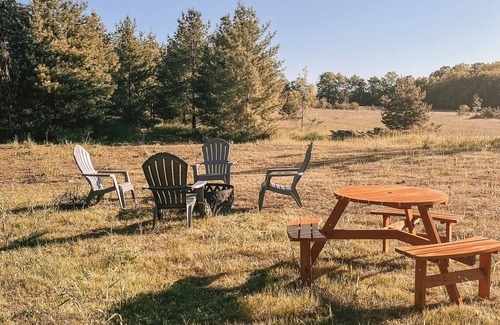 Baileys Harbor House | Cottage for 6 on 5 peaceful acres, near Sister Bay /Baileys Harbor /Ephraim!
