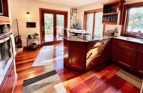 Norland Cottage | Cottage Gem on Shadow Lake