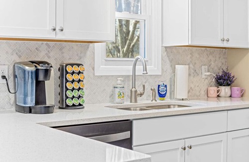 Cottage Grove House | Cottage Grove-Woodbury Suburban Retreat by Minne-Getaway