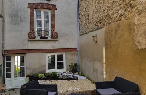 Hautvillers Cottage | Cottage in Hautvillers (5min. Epernay, 15min. Reims) for 2-4 people.