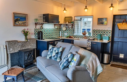 Mousehole Cottage | Cottage in Mousehole with Stunning Sea Views