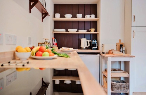 Painswick Cottage | Cottage in Painswick near Cotswold Way
