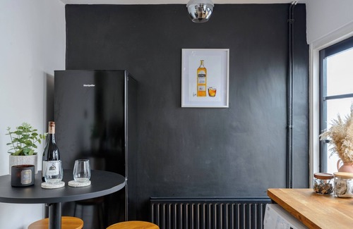 Queens Quarter Cottage | Cottage in the City "The Harland"nRathdrum Cottage, Belfast