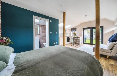 Woodchurch House | Cottage in the heart of award-winning English village