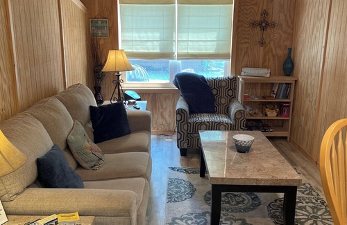 Bolton Landing Cottage | Cottage in the heart of Bolton, Lake George