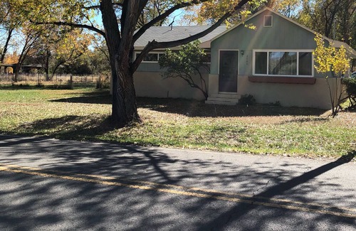 Redlands House | Cottage in the Woods near Colorado National Monument, Biking and Hiking, Skiing