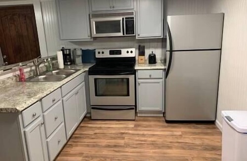 Iuka Cabin | "Cottage @ JP Coleman"-perfect getaway at Pickwick