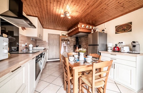 Taninges Cottage | Cottage 'La Ferme De La Plaigne' with Mountain View, Private Terrace and Wi-Fi