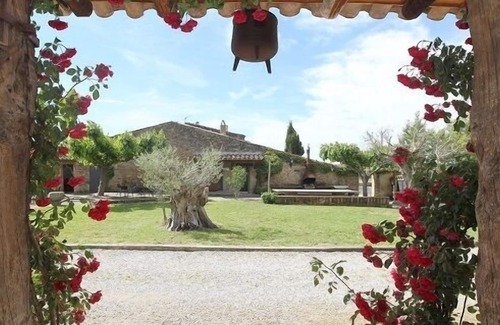 Llampaies Cottage | Cottage La Pallissa 3 bedr.130 m2, 9 people Shared Pool Barbecue SAT TV