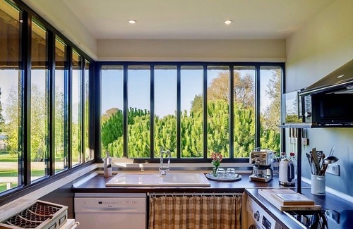 La Fresnais Cottage | Cottage Le LOFT ATELIER: a unique, authentic and modern place. 4km from the sea.