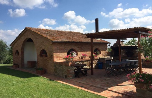 Santarello House | Cottage Le Pozze . between green style and suggestions.
