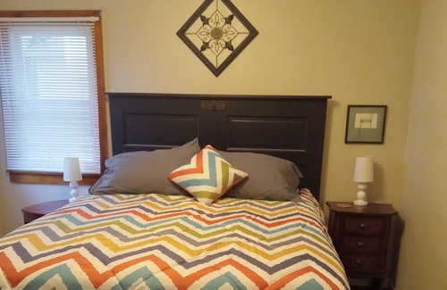 Edinboro Cottage | Cottage near edinboro lake on walnut street