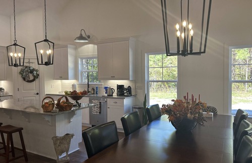 Lincolnton Cottage | Cottage near Elijah State Park, Savannah Lakes Village, Baker and Hickory Knob.